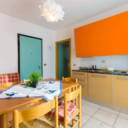 Veneta * ביביונה